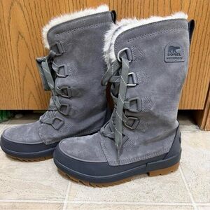 Sorel Women's Charcoal Winter Boots